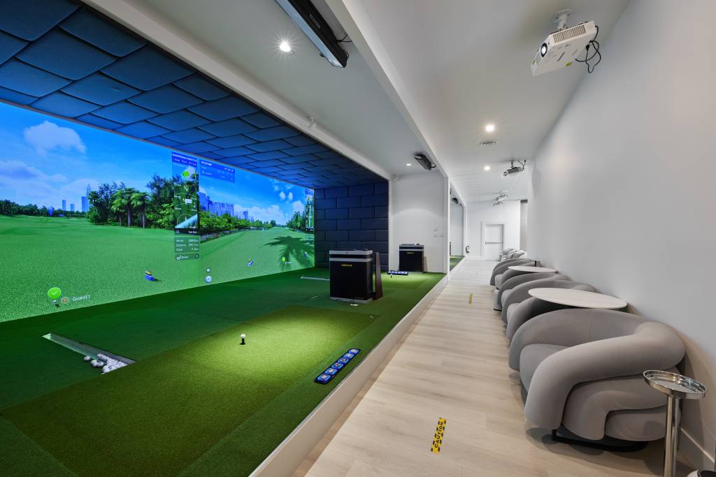 indoor golf